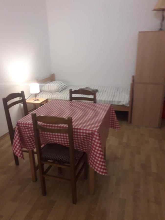 Jasmin Hotel Beograd Bagian luar foto